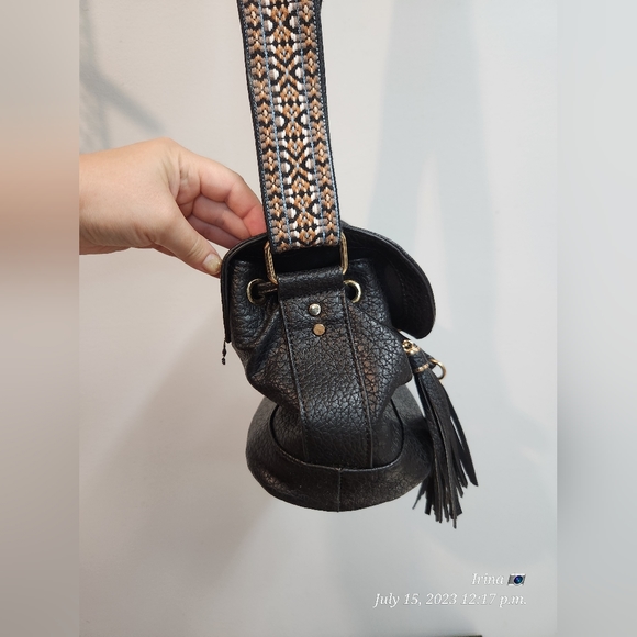 Small cute Kensie black classy purse - Picture 2 of 8